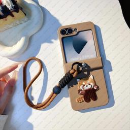 Cute Korean Solid Color Brown Raccoon Portable Rope Phone Case for Samsung Galaxy Z Flip7 6 Z Flip5 Zflip7FE Flip4 3 Flip6 Cover
