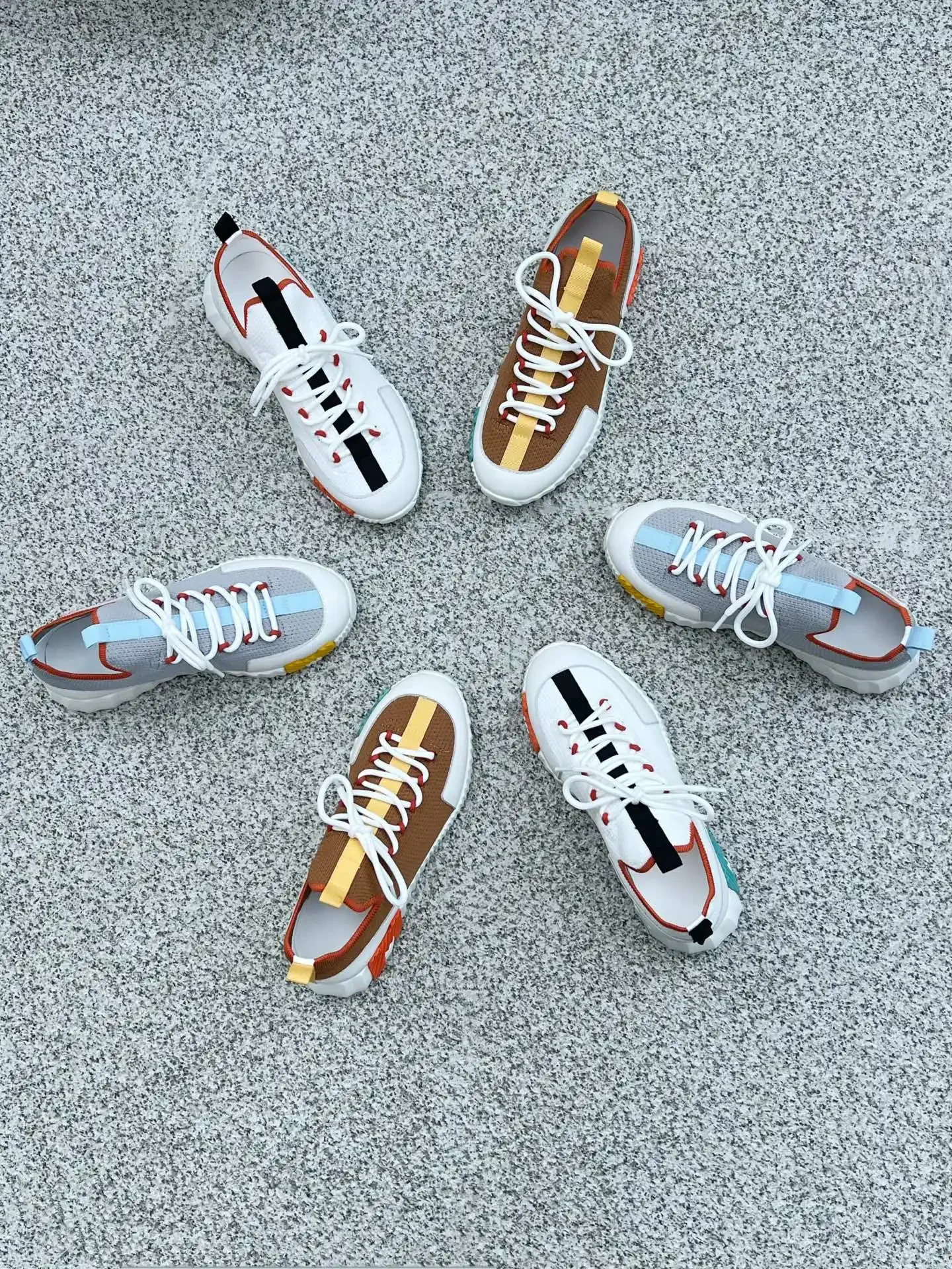 2026 Designer Mens Casual Sport Shoes Versatile Breathable Mesh Upper Trendy Slip On Board Shoes High End Sensation Sneakers Featured