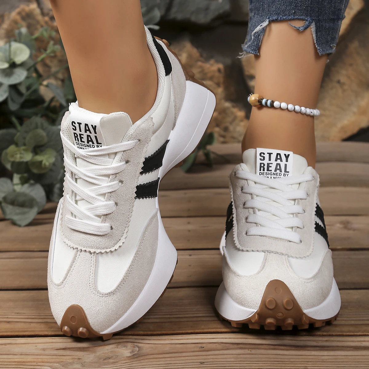 Fashionable New Style Elegant Lace Up Casual Shoes Women Spring Autumn Round Toe Thick Sole Anti Slip Comfortable Sports Shoes Featured